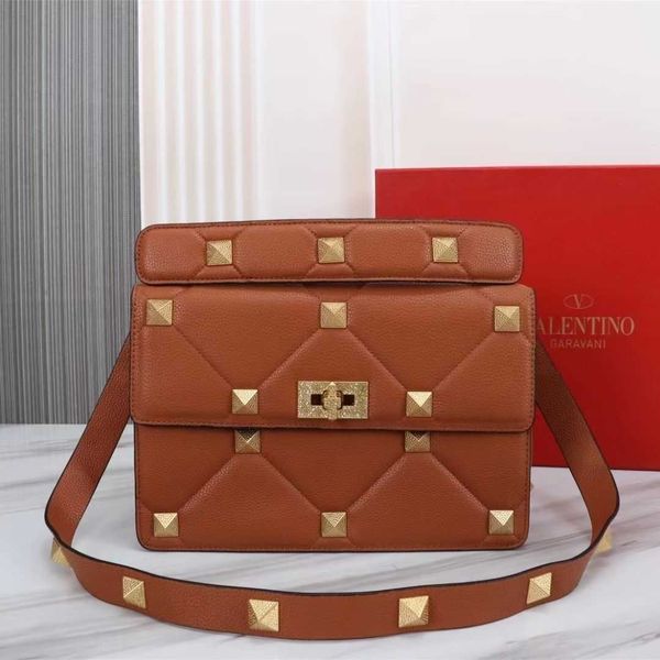 handbag metal designer women women's valentions bags luxurys rivet lychee cowhide portable shoulder crossbody fashionable underarm bjfw
handbag metal designer women women's valentions bags luxurys rivet lychee cowhide portable shoulder crossbody fashionable underarm bjfw
