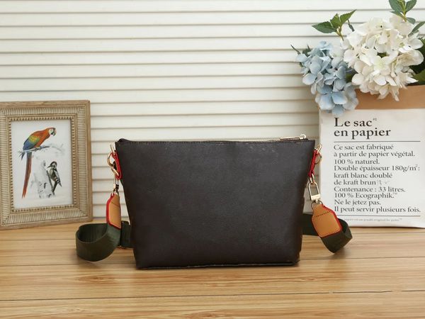 designers totes hobos shoulder handbags bags purse monograms women luxury chain dumpling satchel crossbody messenger purse vintage backpack
designers totes hobos shoulder handbags bags purse monograms women luxury chain dumpling satchel crossbody messenger purse vintage backpack