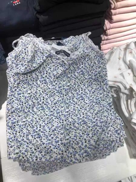 brandy bm style same blue floral suspender vest women slim short lace bow wholesale, White
brandy bm style same blue floral suspender vest women slim short lace bow wholesale, White