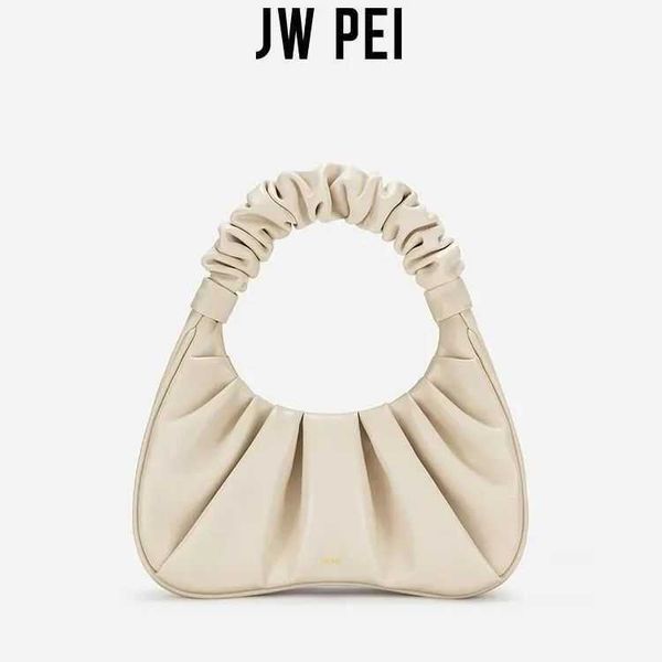 jw pei cloud bag gabbi niche design new underarm bag versatile portable shoulder bag women's pleated bag
jw pei cloud bag gabbi niche design new underarm bag versatile portable shoulder bag women's pleated bag