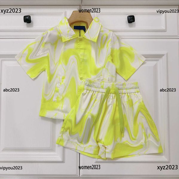 2023 tracksuits kids designer clothes child outdoors sets baby suits 2pcs decorative shirt and lace up shorts with side pockets, White
2023 tracksuits kids designer clothes child outdoors sets baby suits 2pcs decorative shirt and lace up shorts with side pockets, White