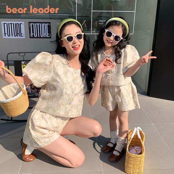 family matching outfits bear leader parent-child outfit summer high-end mother daughter set korean version girls oil painting embroidery set, Blue
family matching outfits bear leader parent-child outfit summer high-end mother daughter set korean version girls oil painting embroidery set, Blue