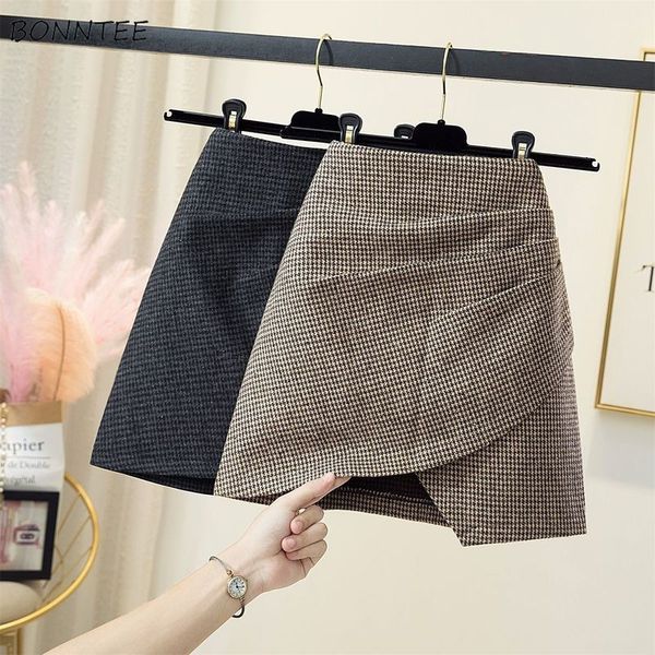 skirts thicken skirts women winter with lining fashion plaid korean style high street all-match vintage slim soft mini irregular design 2305, Black
skirts thicken skirts women winter with lining fashion plaid korean style high street all-match vintage slim soft mini irregular design 2305, Black