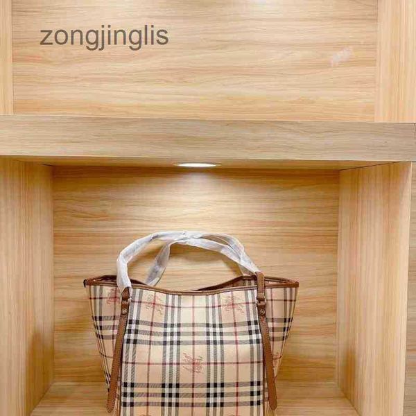 tote ev burbreryes 2023 deformed tote new women's shoppin dand designer bags ksed
tote ev burbreryes 2023 deformed tote new women's shoppin dand designer bags ksed