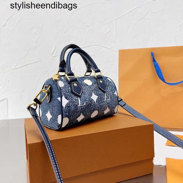 stylisheendibags totes designer luxury bags for womens fashion shoulder handbags crossbody ladies spring style totes classic sac bgass
stylisheendibags totes designer luxury bags for womens fashion shoulder handbags crossbody ladies spring style totes classic sac bgass