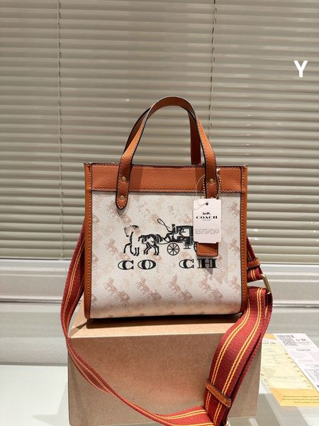 22field tote designer- women field casual tote bags badge patchwork shoulder bag shopping handbags leather crossbody handbag
22field tote designer- women field casual tote bags badge patchwork shoulder bag shopping handbags leather crossbody handbag