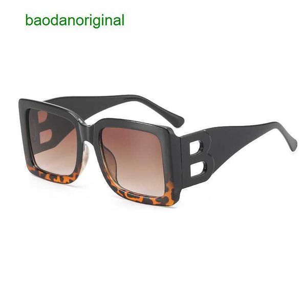 burbrerys designer sunglasses large frame trendy bletter sunglasses with hollow leg boxes fashionable women's glasses men's fashio, White;black
burbrerys designer sunglasses large frame trendy bletter sunglasses with hollow leg boxes fashionable women's glasses men's fashio, White;black