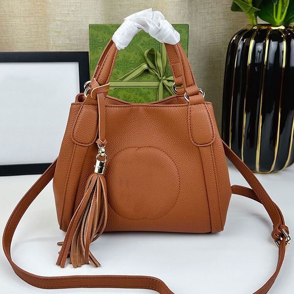 classic handbag tote shopping bag plain crossbody bags genuine leather tassels suture letter clemence long strap bottom nail large capacity
classic handbag tote shopping bag plain crossbody bags genuine leather tassels suture letter clemence long strap bottom nail large capacity