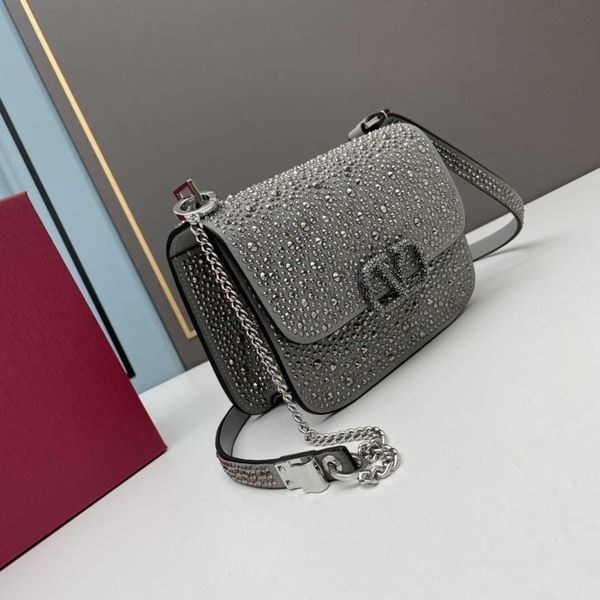 designer handmade handbag beauty bags women luxurys diamond flipped cover chain women's shoulder crossbody 197v 9tty
designer handmade handbag beauty bags women luxurys diamond flipped cover chain women's shoulder crossbody 197v 9tty