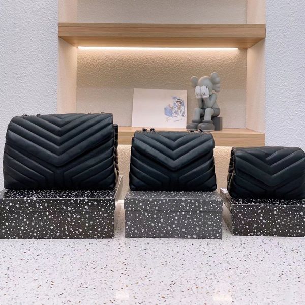2023 famous designer shoulder bag loulou bag leather buckle chain bag envelope bag crossbody bag
2023 famous designer shoulder bag loulou bag leather buckle chain bag envelope bag crossbody bag