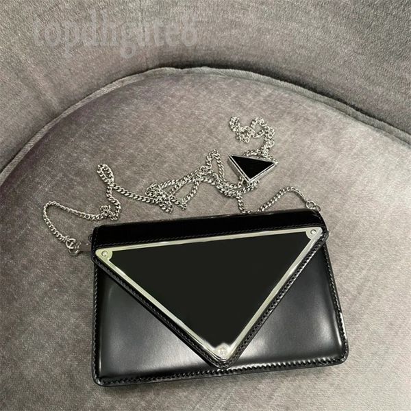 designer crossbody bag with triangle borse creative vintage simply style youth popular fashion bags enamel metal parts white bag western lux
designer crossbody bag with triangle borse creative vintage simply style youth popular fashion bags enamel metal parts white bag western lux