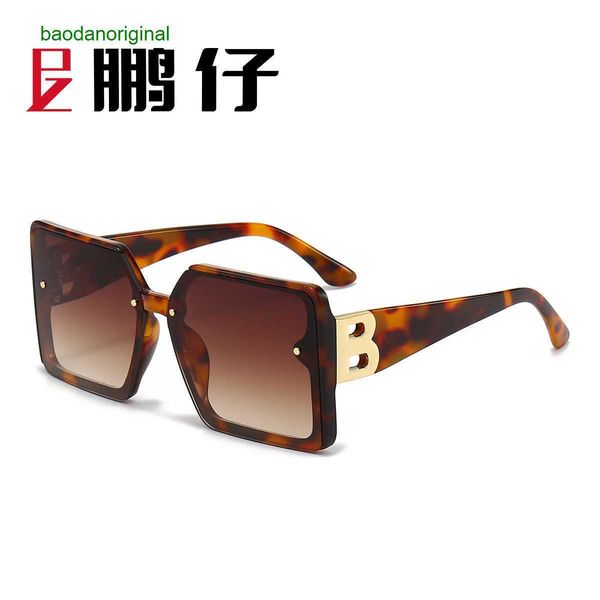 burbrerys designer sunglasses fashionable new large frame sunglasses personalized outdoor modern street glasses versatile for men and women, White;black
burbrerys designer sunglasses fashionable new large frame sunglasses personalized outdoor modern street glasses versatile for men and women, White;black