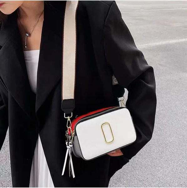 backpack style designer tote classical women adjustable wide shoulder strap shouder bag luxury fashion crossbody camara bags available
backpack style designer tote classical women adjustable wide shoulder strap shouder bag luxury fashion crossbody camara bags available