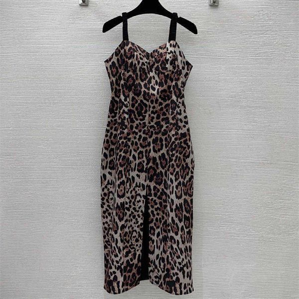 leopard print open design women dress summer breathable fashion slim hip-hugging camisole dresses designer womens clothing travel vacation, Black;gray
leopard print open design women dress summer breathable fashion slim hip-hugging camisole dresses designer womens clothing travel vacation, Black;gray