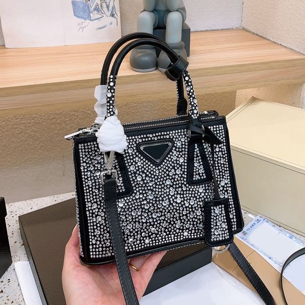 diamond bag bucket bags flap shoulder chains wallet 2023 luxurys rs lady quality women handbag fashion handbags mother cossbody purse clutch
diamond bag bucket bags flap shoulder chains wallet 2023 luxurys rs lady quality women handbag fashion handbags mother cossbody purse clutch