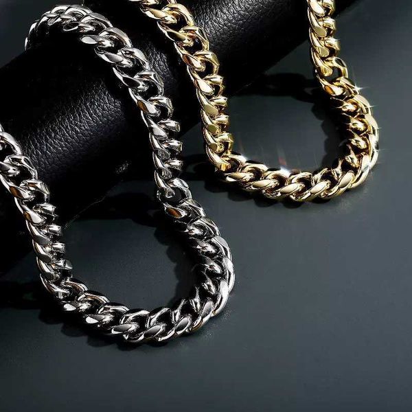 12mm 18mm miami link sterling silver 925 moissanite clasp lock cuban chain necklace
12mm 18mm miami link sterling silver 925 moissanite clasp lock cuban chain necklace