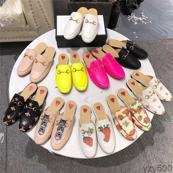 princetown designer slippers women mules loafers leather slides metal chain comfortable casual shoe lace velvet slipper with box'', Black
princetown designer slippers women mules loafers leather slides metal chain comfortable casual shoe lace velvet slipper with box'', Black