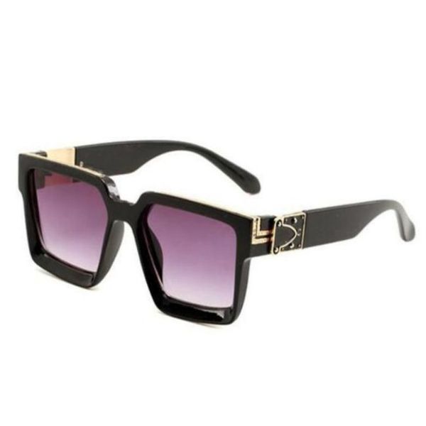 ladies fashion designer glasses man sunglasses for women radiation protection anti uv classic retro eyeglasses european style outdoor millio, White;black
ladies fashion designer glasses man sunglasses for women radiation protection anti uv classic retro eyeglasses european style outdoor millio, White;black