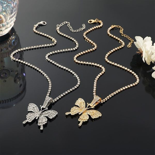 pendant necklaces 2pcs gold and silver necklace ladies hip hop style small fresh butterfly with full of diamonds collarbone jewelry 230506
pendant necklaces 2pcs gold and silver necklace ladies hip hop style small fresh butterfly with full of diamonds collarbone jewelry 230506