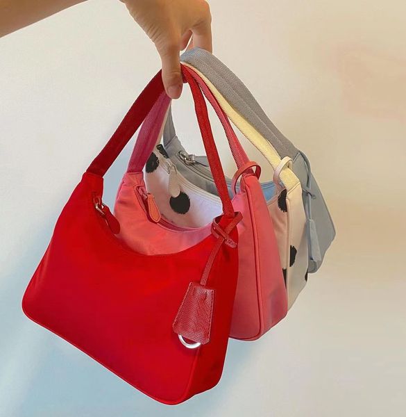 mirror quality 3 piece women's nylon shoulder hobo luxury pink designer bags tote handbag crossbody bag man duffle saffiano hobo messen
mirror quality 3 piece women's nylon shoulder hobo luxury pink designer bags tote handbag crossbody bag man duffle saffiano hobo messen