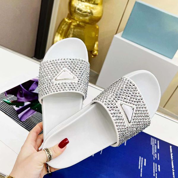 slipper designer luxury slide men sandal flip flop household outdoor black white inverted triangle women slides designers slippers summer sa
slipper designer luxury slide men sandal flip flop household outdoor black white inverted triangle women slides designers slippers summer sa