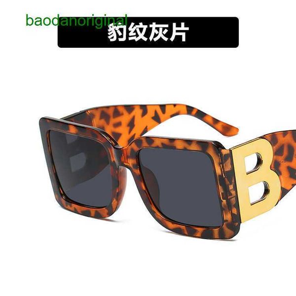 burbrerys designer sunglasses large frame square sunglasses bshaped wide legs fashionable trend slimming and personalized 9sb2 8j65, White;black
burbrerys designer sunglasses large frame square sunglasses bshaped wide legs fashionable trend slimming and personalized 9sb2 8j65, White;black