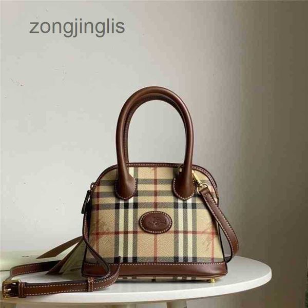 bag luxury bags a classic evening new new burbreryes evening this is light luxury checkered bag for women with medium-sized portable crossbo
bag luxury bags a classic evening new new burbreryes evening this is light luxury checkered bag for women with medium-sized portable crossbo
