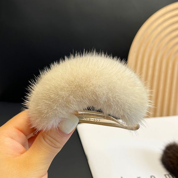 10cm/4" cute women girls real mink fur hair clip hair claw hair pin bobby pin gift, Silver
10cm/4" cute women girls real mink fur hair clip hair claw hair pin bobby pin gift, Silver