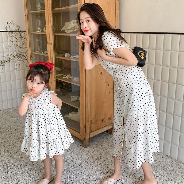 family matching outfits summer mommy and me princess dresses mother and daughter beach vacation short sleeve long dress girl parent-child do, Blue
family matching outfits summer mommy and me princess dresses mother and daughter beach vacation short sleeve long dress girl parent-child do, Blue