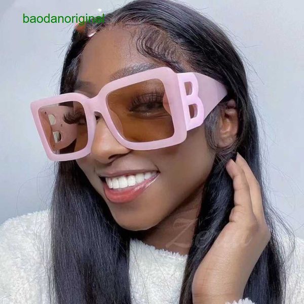 burbrerys designer sunglasses bshaped decorative large box men's and women's sunglasses 8655ins style new fashionable personalized, White;black
burbrerys designer sunglasses bshaped decorative large box men's and women's sunglasses 8655ins style new fashionable personalized, White;black