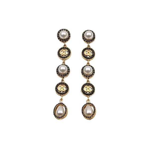 luxury designer brand long stud earring fashion letter pendant women letter earring wedding party jewerlry accessories high quality, Golden;silver
luxury designer brand long stud earring fashion letter pendant women letter earring wedding party jewerlry accessories high quality, Golden;silver