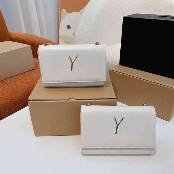 shoulder new crossbody bag fashion leather handbags vintage white bags for women designer handbag gold logo flap messenger purses 0500, Black;red
shoulder new crossbody bag fashion leather handbags vintage white bags for women designer handbag gold logo flap messenger purses 0500, Black;red