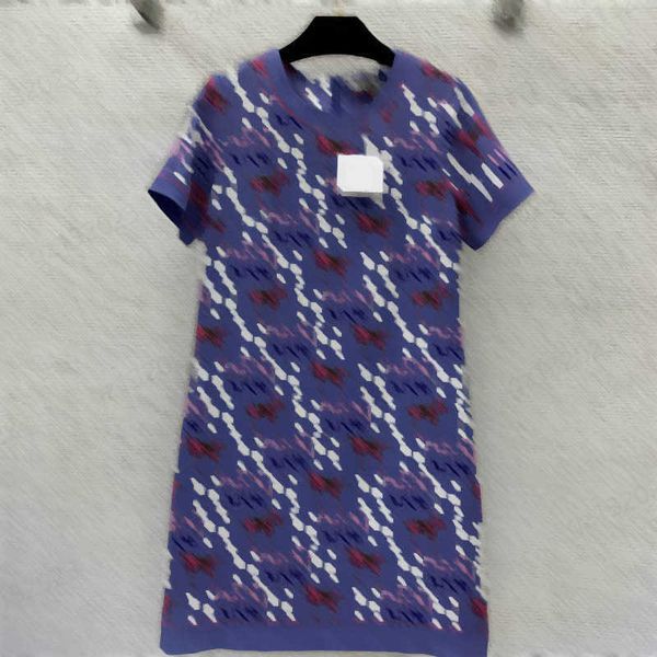 elegant and fashionable designer dress full body h letter print short-sleeved dresses fashion blue summer comfortable to wear women clothing, Black;gray
elegant and fashionable designer dress full body h letter print short-sleeved dresses fashion blue summer comfortable to wear women clothing, Black;gray