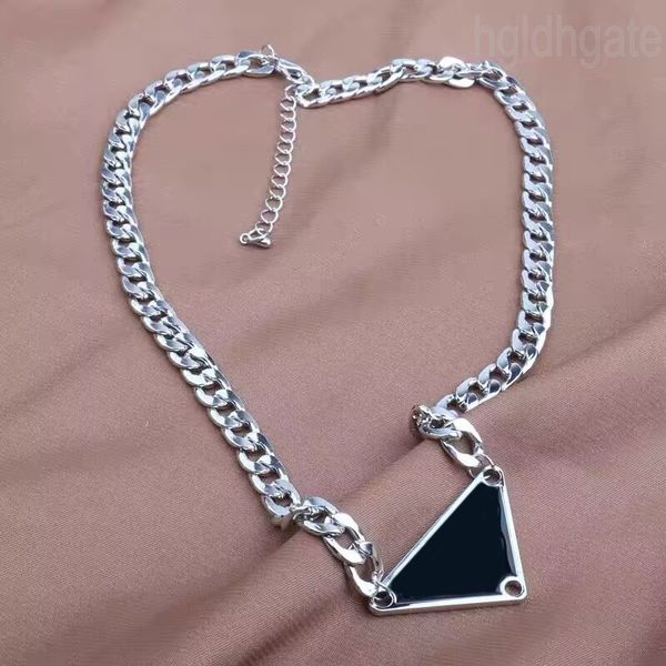 womens necklace fashionable triangle mens jewelry punk metal designer for women holiday gift leisure ins silver plated men chains beautiful
womens necklace fashionable triangle mens jewelry punk metal designer for women holiday gift leisure ins silver plated men chains beautiful