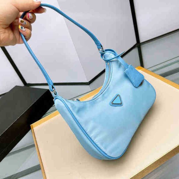hobo shoulder bags metal triangle crossbody handbag tote designer luxury wallet for evening party 220818
hobo shoulder bags metal triangle crossbody handbag tote designer luxury wallet for evening party 220818