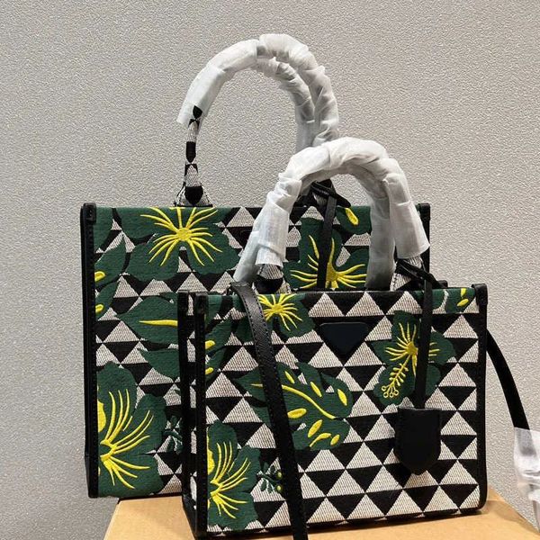 designer totes luxury shopping tote bag women triangle botanical embroidery handbags high capacity shoulder bag crossbody bags lady mummy to, Black;red