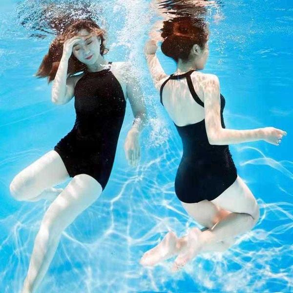 swimsuit womens conservative korean style fashion slim looking belly covering boxer one piece swimming pool backless spring vacation, White;black
swimsuit womens conservative korean style fashion slim looking belly covering boxer one piece swimming pool backless spring vacation, White;black
