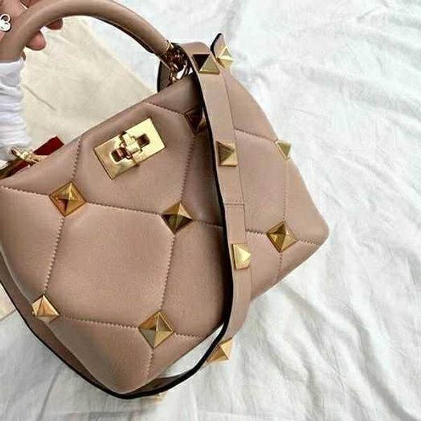 quilted handbag women bags color luxurys designer stitching outline diamond pattern portable shoulder women's chain qbhy
quilted handbag women bags color luxurys designer stitching outline diamond pattern portable shoulder women's chain qbhy