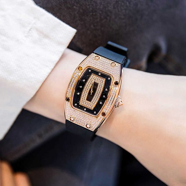 new high-quality female mechanical wrist watches fashion light women's diamond set large dial and magnificent ten brands 2023 luxury st, Slivery;brown
new high-quality female mechanical wrist watches fashion light women's diamond set large dial and magnificent ten brands 2023 luxury st, Slivery;brown