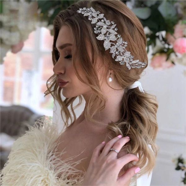 net red, white, full diamond, fashionable and versatile leaf hair hoops, back head pan hair clips, headwear for bride bridesmaid wedding hai, Silver
net red, white, full diamond, fashionable and versatile leaf hair hoops, back head pan hair clips, headwear for bride bridesmaid wedding hai, Silver