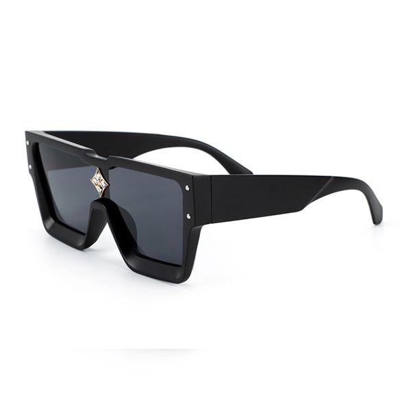 fashion designer sunglasses goggle sunglass women beach sun glasses for man woman eyeglasses colors shades adumbral, White;black
fashion designer sunglasses goggle sunglass women beach sun glasses for man woman eyeglasses colors shades adumbral, White;black