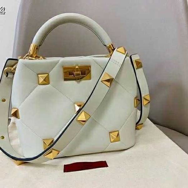 color designer handbag women bags quilted luxurys stitching outline diamond pattern portable shoulder women's chain gz6f
color designer handbag women bags quilted luxurys stitching outline diamond pattern portable shoulder women's chain gz6f