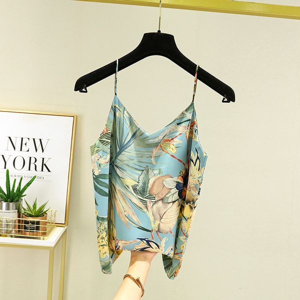 camisoles tanks french style ladies halter vest silk satin floral print suit bottom tank camisole summer 230506, Black;white
camisoles tanks french style ladies halter vest silk satin floral print suit bottom tank camisole summer 230506, Black;white