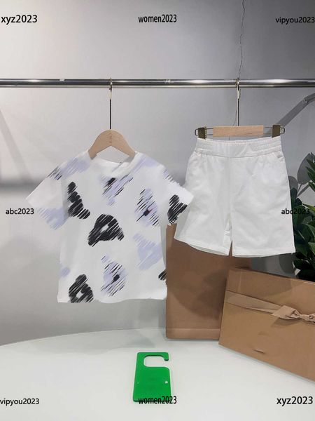 tracksuits kids designer clothes child summer sets baby tees suits 2pcs animal printed t-shirts and shorts new arrival, White
tracksuits kids designer clothes child summer sets baby tees suits 2pcs animal printed t-shirts and shorts new arrival, White