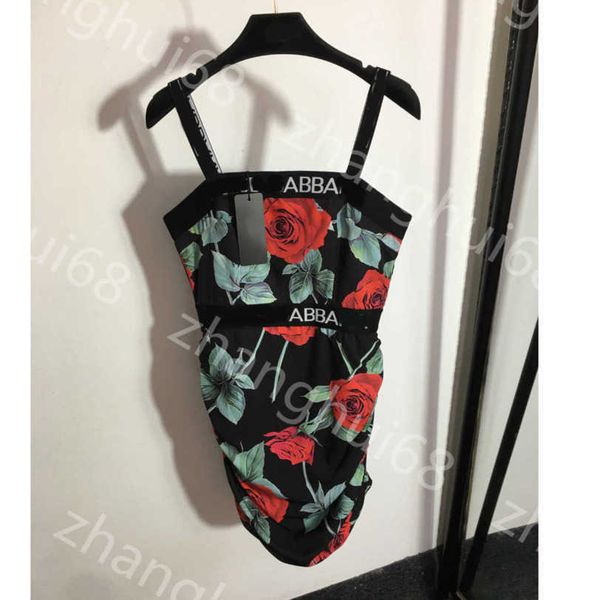 23ss womens designer clothing summer dresses women dress alphabet webbing patchwork rose floral print suspender dress womens clothing a1, Black;gray
23ss womens designer clothing summer dresses women dress alphabet webbing patchwork rose floral print suspender dress womens clothing a1, Black;gray