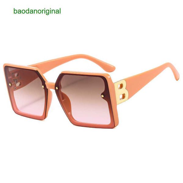burbrerys designer sunglasses new concave sunglasses for men and women outdoor street pgraphy glasses ins 98w9, White;black
burbrerys designer sunglasses new concave sunglasses for men and women outdoor street pgraphy glasses ins 98w9, White;black