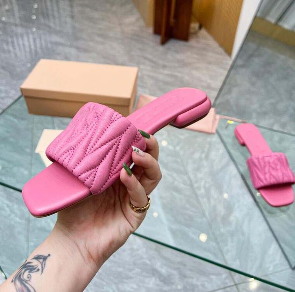 new women sandals designer slides brushed leather pumps summer screen-printed high heels fashion flat flip flops classic shoes, Black
new women sandals designer slides brushed leather pumps summer screen-printed high heels fashion flat flip flops classic shoes, Black