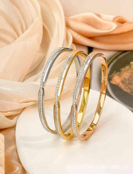 color shell mud diamond accessories girls titanium steel women039s rose gold fashion rose gold bracelet9539899, Black
color shell mud diamond accessories girls titanium steel women039s rose gold fashion rose gold bracelet9539899, Black