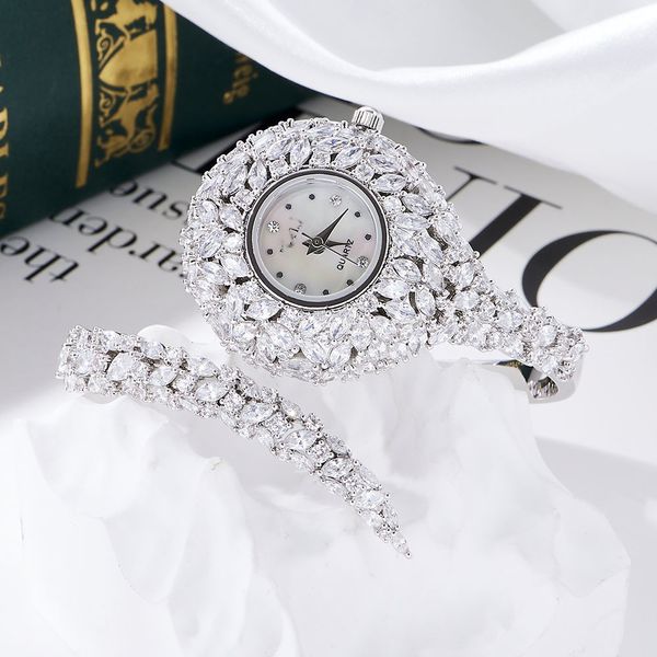 chain tirim luxury bracelet watch for women aaa cubic zircon crystal wedding bridal party cuff bracelets watchs jewelry femal gift 230506, Black
chain tirim luxury bracelet watch for women aaa cubic zircon crystal wedding bridal party cuff bracelets watchs jewelry femal gift 230506, Black