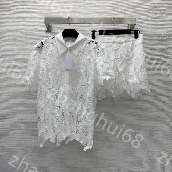 23ss women shirt set womens designer clothing hollowed out perspective lace buckle lapel short sleeve shirt side zipper high waist shorts se, White
23ss women shirt set womens designer clothing hollowed out perspective lace buckle lapel short sleeve shirt side zipper high waist shorts se, White
